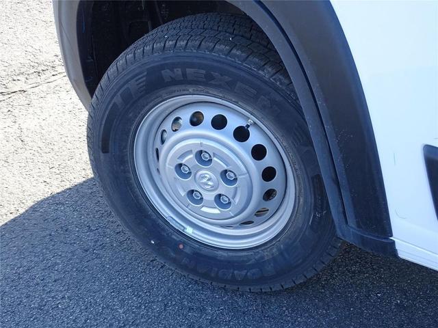 Photo of 2025 Bright White Clearcoat RAM ProMaster 2500