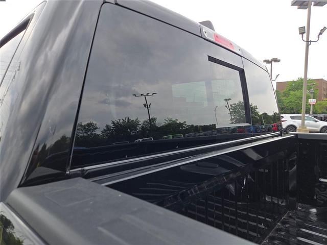 Photo of 2026 Diamond Black Crystal Pearlcoat RAM 1500
