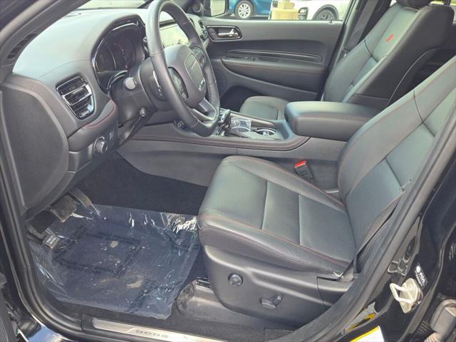 Photo of 2024 DB Black Clearcoat Dodge Durango