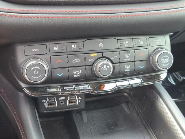 Photo of 2024 DB Black Clearcoat Dodge Durango
