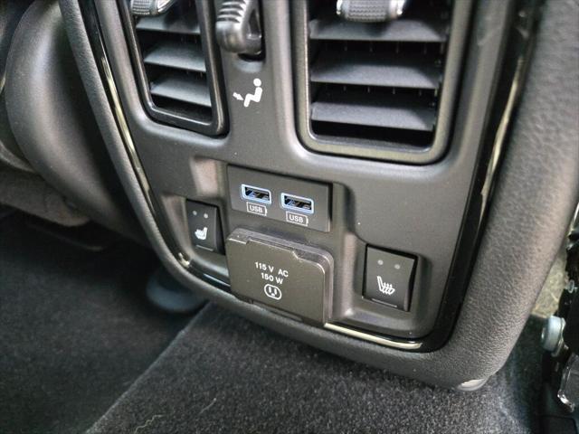 Photo of 2024 DB Black Clearcoat Dodge Durango