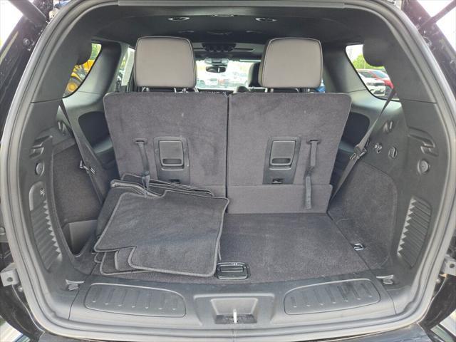 Photo of 2024 DB Black Clearcoat Dodge Durango