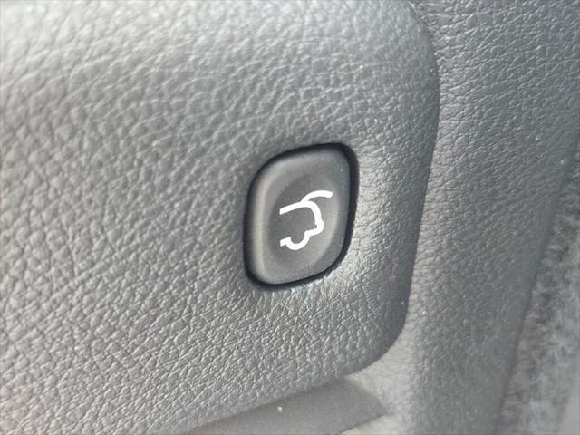 Photo of 2024 DB Black Clearcoat Dodge Durango