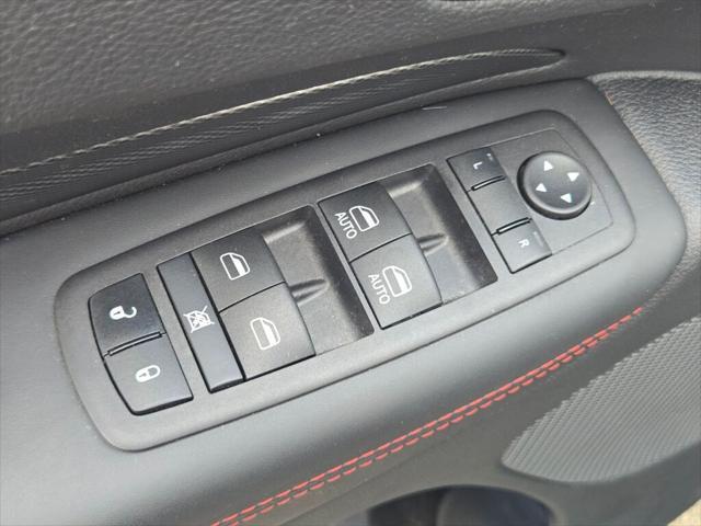 Photo of 2024 DB Black Clearcoat Dodge Durango