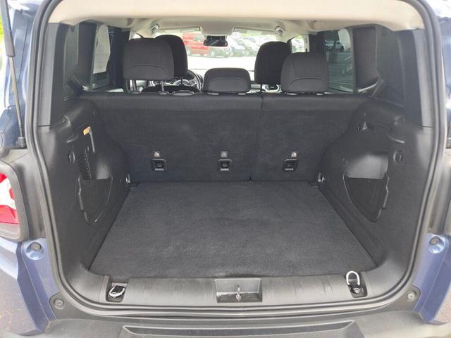 Photo of 2020 Slate Blue Pearlcoat Jeep Renegade