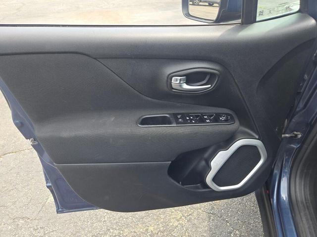 Photo of 2020 Slate Blue Pearlcoat Jeep Renegade
