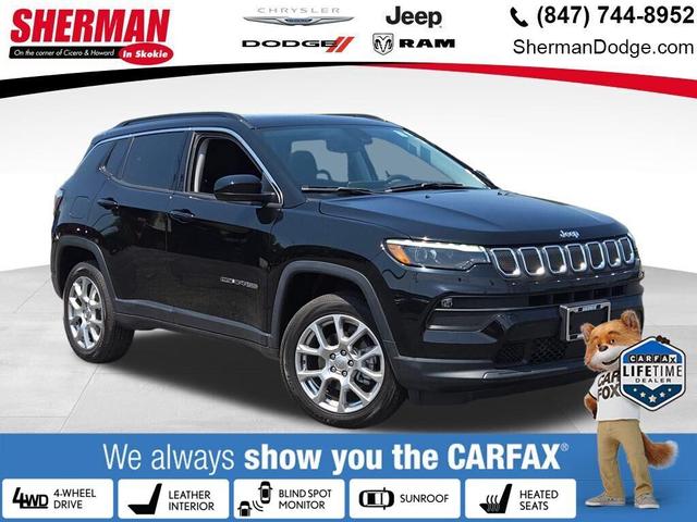Photo of 2022 Diamond Black Crystal Pearlcoat Jeep Compass