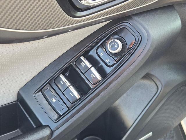 Photo of 2021 Crystal White Pearl Subaru Crosstrek