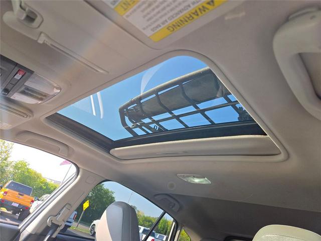 Photo of 2021 Crystal White Pearl Subaru Crosstrek