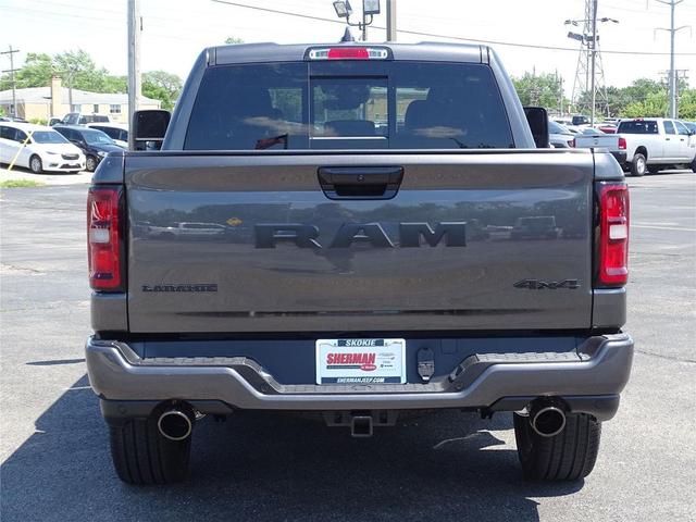 Photo of 2025 Granite Crystal Metallic Clearcoat RAM 1500