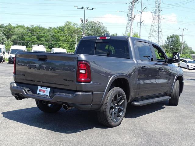 Photo of 2025 Granite Crystal Metallic Clearcoat RAM 1500
