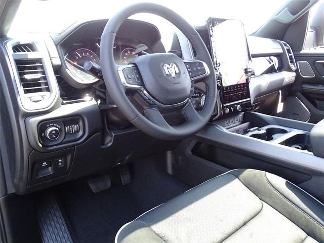Photo of 2025 Granite Crystal Metallic Clearcoat RAM 1500