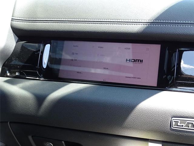 Photo of 2025 Granite Crystal Metallic Clearcoat RAM 1500