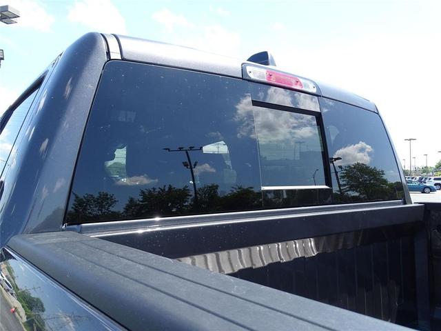 Photo of 2025 Granite Crystal Metallic Clearcoat RAM 1500