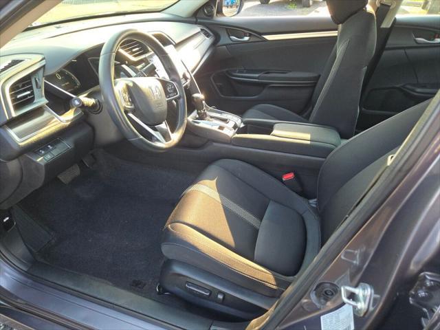 Photo of 2021 Gray Honda Civic