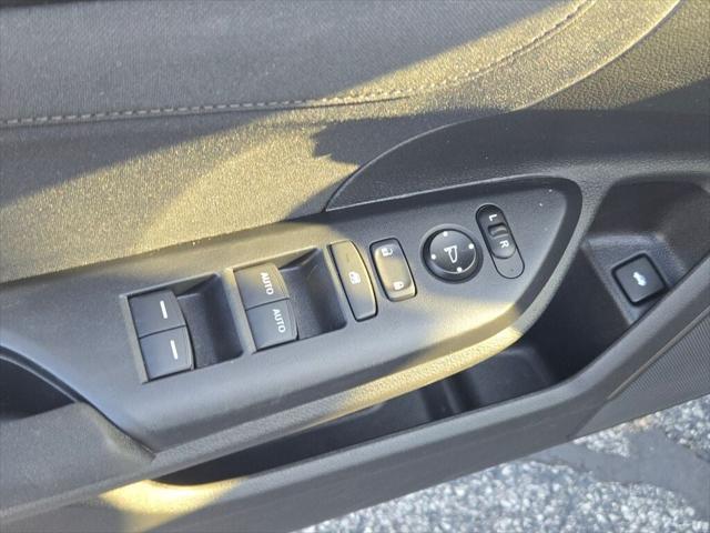 Photo of 2021 Gray Honda Civic