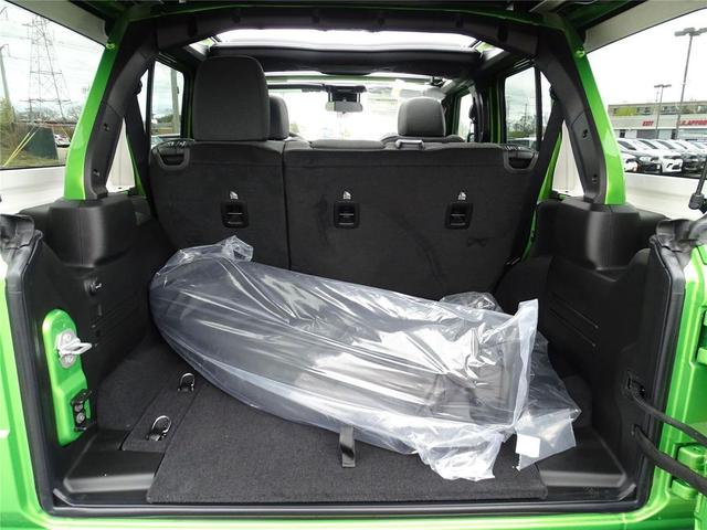 Photo of 2025 Mojito Clearcoat Jeep Wrangler