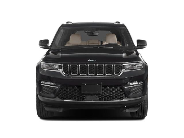Photo of 2022 Diamond Black Crystal Pearlcoat Jeep Grand Cherokee 4xe