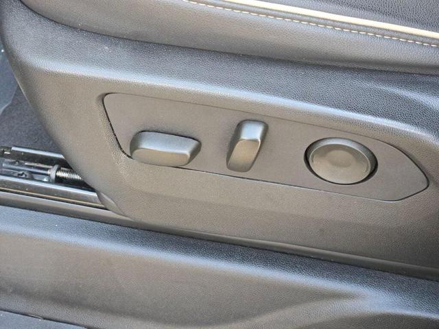 Photo of 2023 Midnight Blue Metallic Chevrolet Suburban