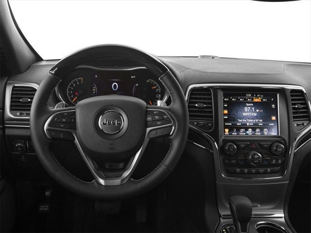 Photo of 2017 Bright White Clearcoat Jeep Grand Cherokee
