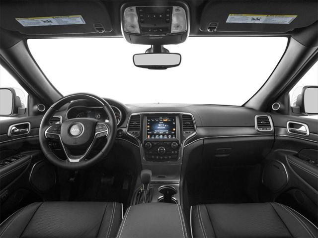 Photo of 2017 Bright White Clearcoat Jeep Grand Cherokee