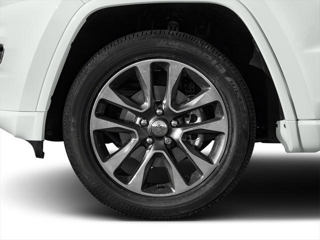 Photo of 2017 Bright White Clearcoat Jeep Grand Cherokee