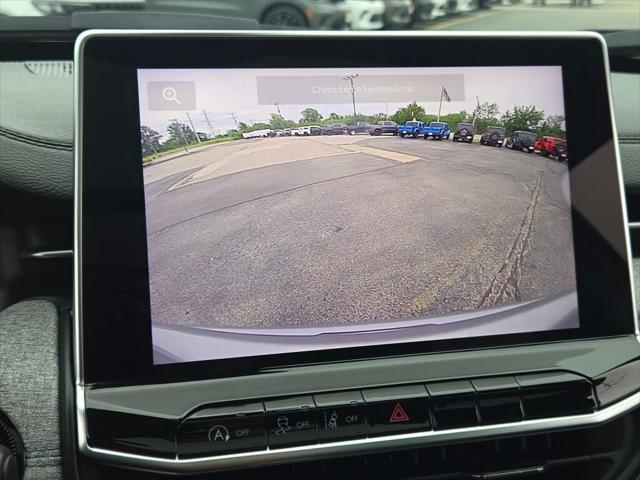 Photo of 2023 Billet Silver Metallic Clearcoat Jeep Compass