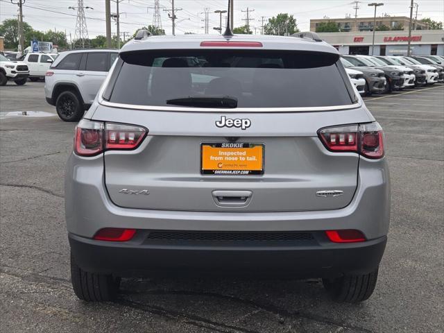 Photo of 2023 Billet Silver Metallic Clearcoat Jeep Compass