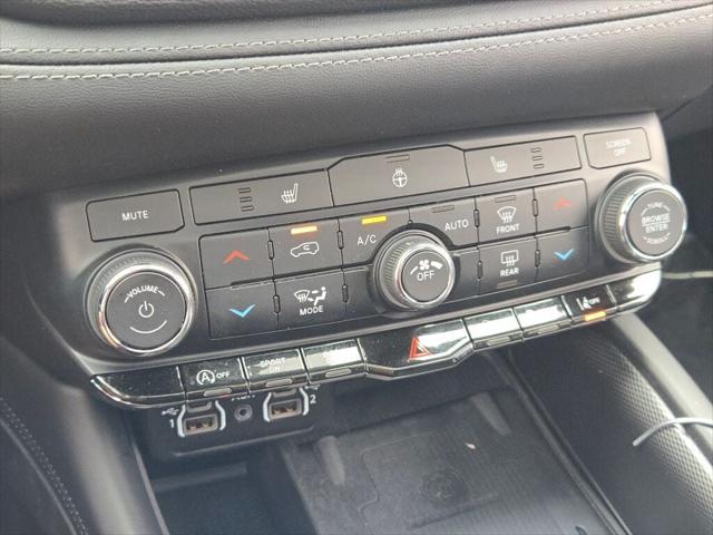 Photo of 2022 Destroyer Gray Clearcoat Dodge Durango