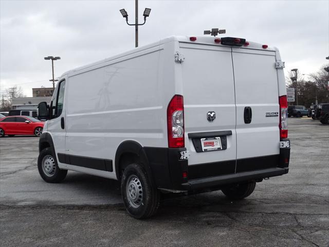 Photo of 2025 Bright White Clearcoat RAM ProMaster 1500
