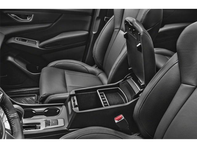 Photo of 2023 Ice Silver Metallic Subaru Ascent
