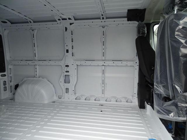 Photo of 2025 Bright White Clearcoat RAM ProMaster 1500