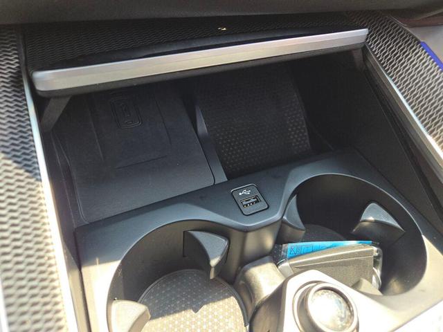 Photo of 2020 Riverside Blue Metallic BMW X6