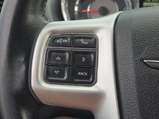 Photo of 2014 Mocha Java Pearlcoat Chrysler Town & Country
