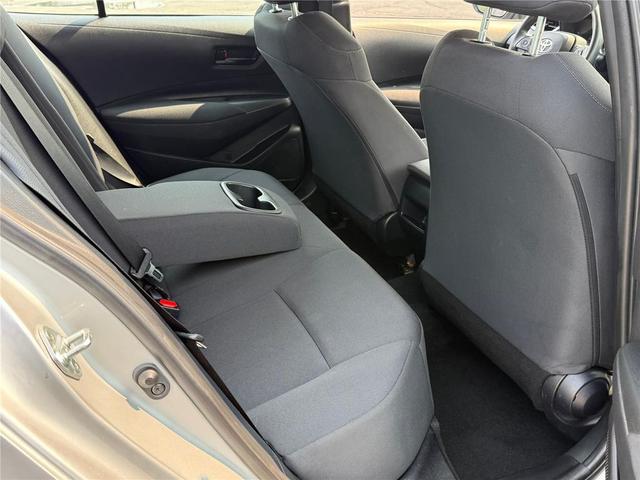 Photo of 2022 Classic Silver Metallic Toyota Corolla