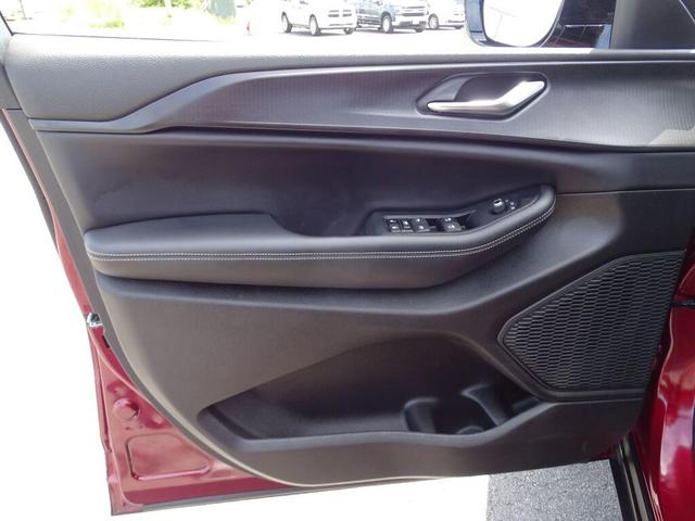 Photo of 2024 Velvet Red Pearlcoat Jeep Grand Cherokee