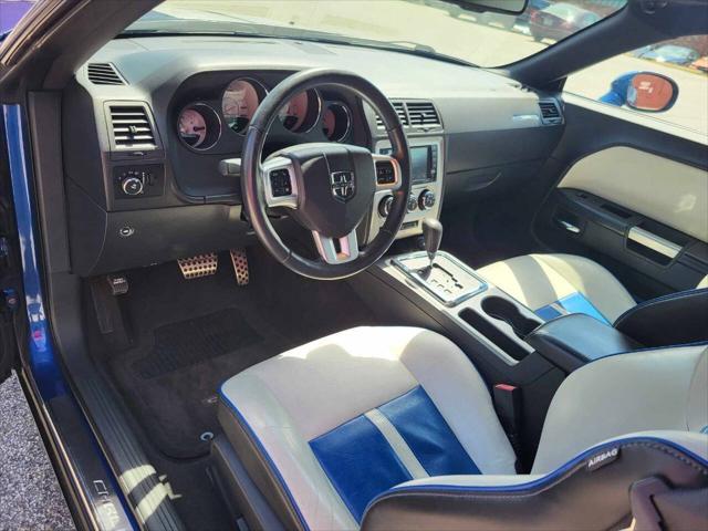 Photo of 2011 Deep Water Blue Pearlcoat Dodge Challenger