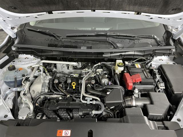 Photo of 2025 White Diamond Mitsubishi Outlander