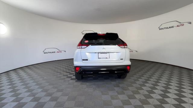 Photo of 2025 White Diamond Mitsubishi Eclipse Cross