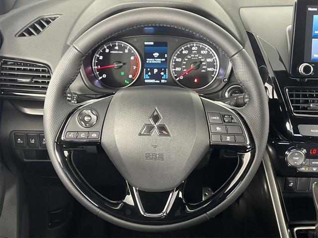 Photo of 2025 White Diamond Mitsubishi Eclipse Cross