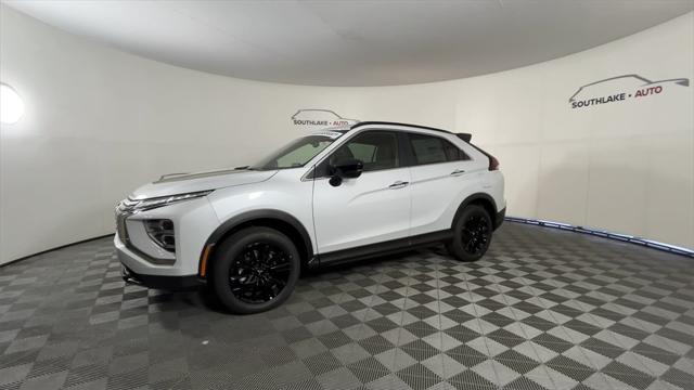 Photo of 2025 White Diamond Mitsubishi Eclipse Cross