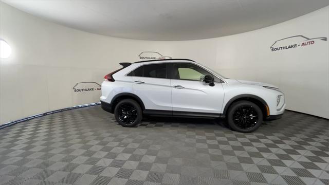 Photo of 2025 White Diamond Mitsubishi Eclipse Cross