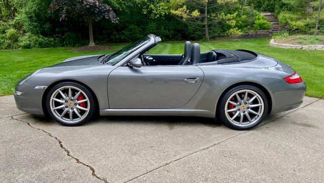 Photo of 2007 Meteor Gray Metallic Porsche 911