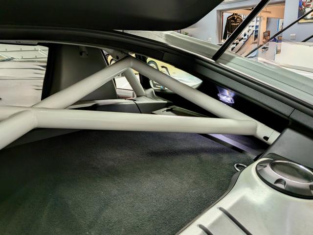Photo of 2016 White Porsche Cayman