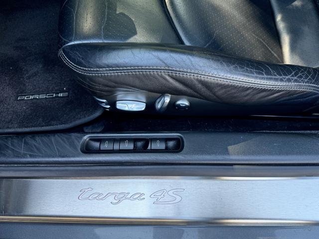 Photo of 2007 Meteor Gray Metallic Porsche 911