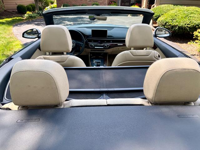 Photo of 2018 Glacier White Metallic Audi A5