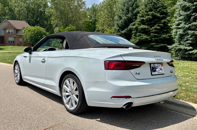 Photo of 2018 Glacier White Metallic Audi A5