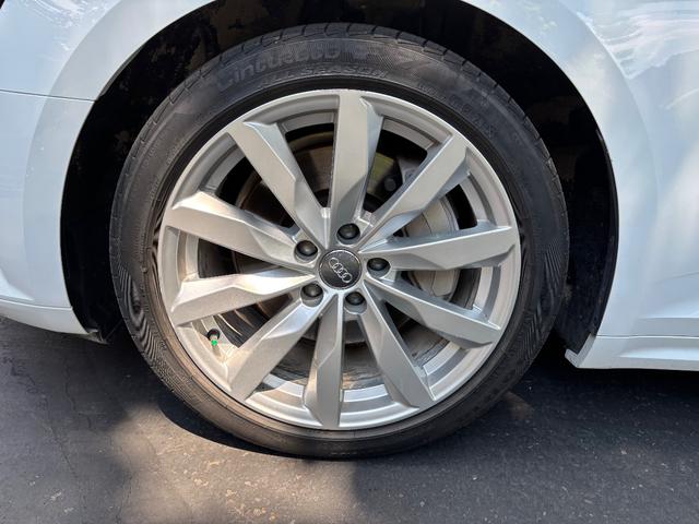 Photo of 2018 Glacier White Metallic Audi A5