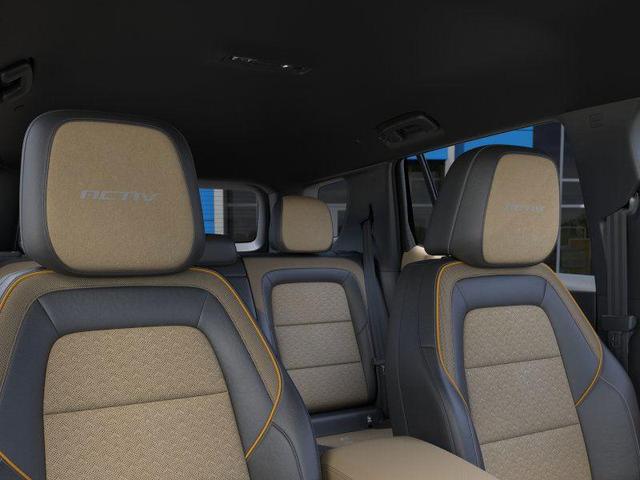 Photo of 2026 Green Chevrolet Equinox