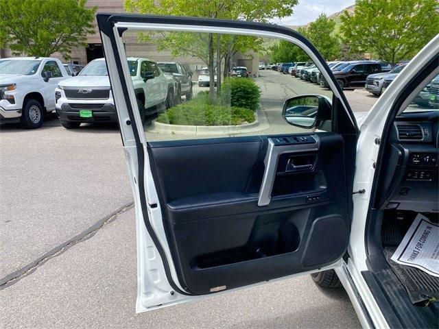Photo of 2023 White Toyota 4Runner